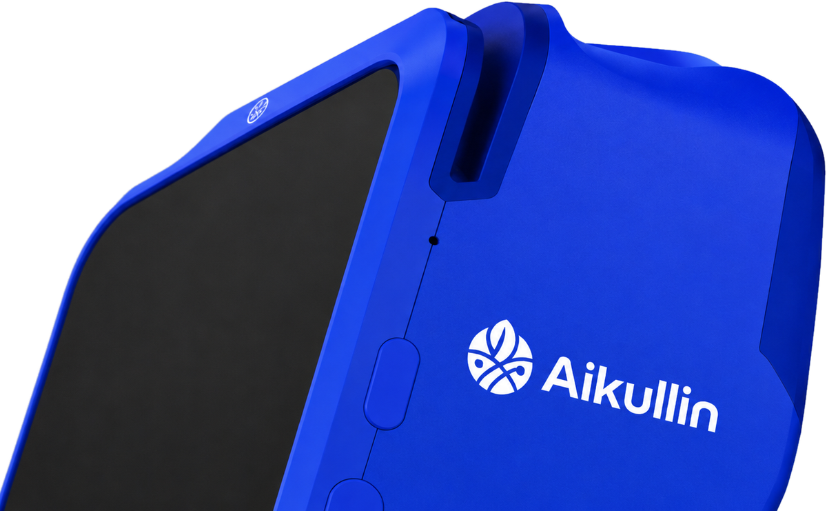 Detalle del logo Aikullin impreso en la carcasa del POS